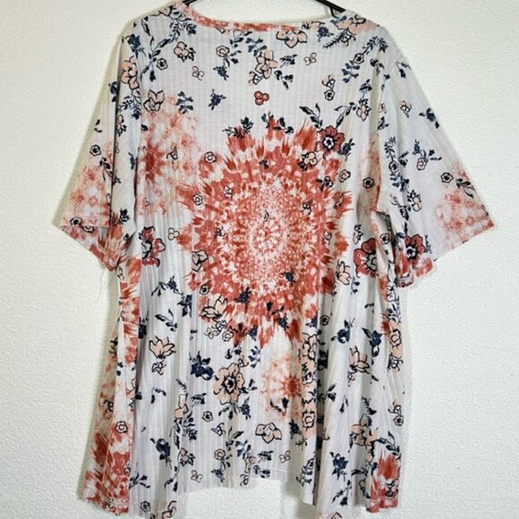 CATO Est. 1946 Womens Plus size Pullover Top, Short Sleeves, Size 22/24W - Picture 4 of 6